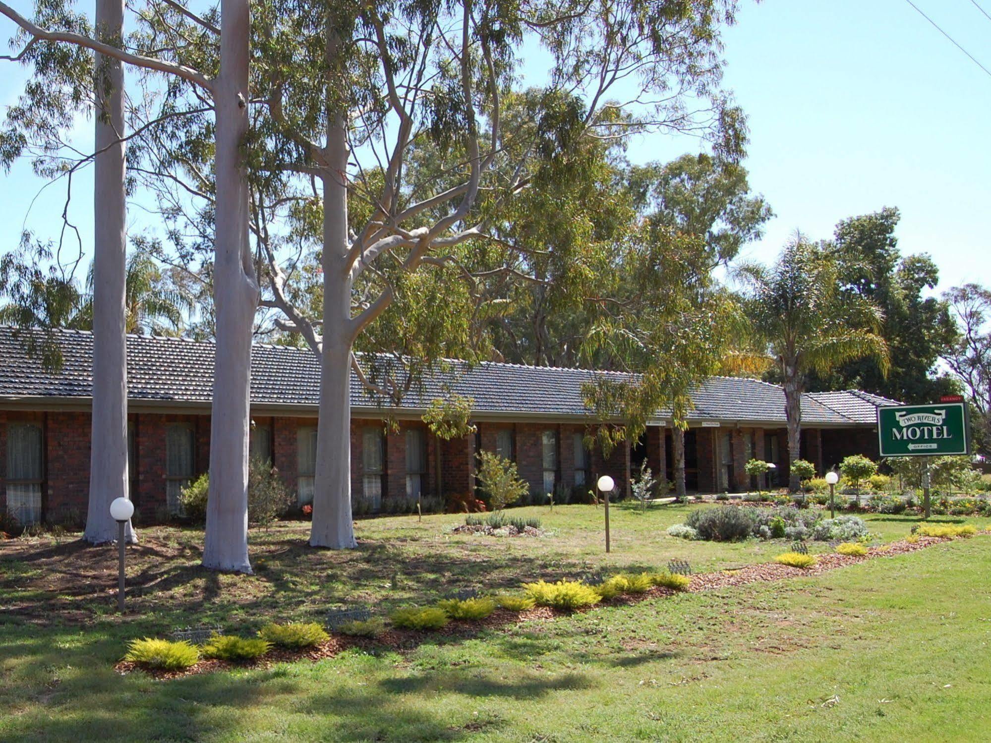 Two Rivers Motel Wentworth Buitenkant foto